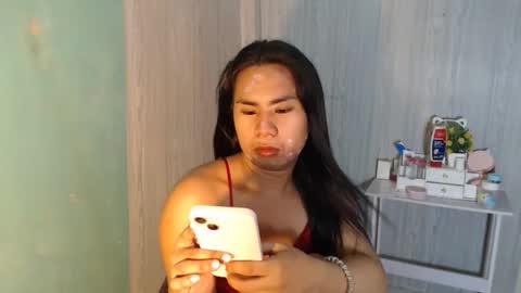 Snapshot of yourhottie_winxxx chatting on May 10, 2026, 11:59 am Mauie online show from May 10, 2026, 11:59 am