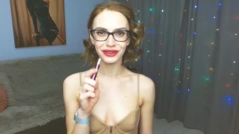 Snapshot of yourladysunshine chatting on January 18, 2025, 8:20 am Ksyusha online show from January 18, 2025, 8:20 am