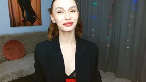 Snapshot of yourladysunshine chatting on January 25, 2025, 7:49 am Ksyusha online show from January 25, 2025, 7:49 am