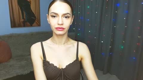 Snapshot of yourladysunshine chatting on February 2, 2025, 7:20 am Ksyusha online show from February 2, 2025, 7:20 am