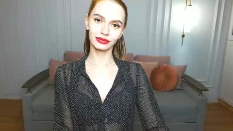 Snapshot of yourladysunshine chatting on February 6, 2025, 10:59 am Ksyusha online show from February 6, 2025, 10:59 am