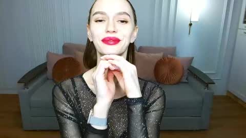 Snapshot of yourladysunshine chatting on February 6, 2025, 5:30 pm Ksyusha online show from February 6, 2025, 5:30 pm