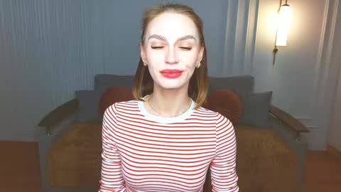 Snapshot of yourladysunshine chatting on February 25, 2025, 9:42 am Ksyusha online show from February 25, 2025, 9:42 am