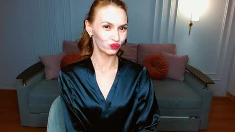 Snapshot of yourladysunshine chatting on March 10, 2025, 7:18 pm Ksyusha online show from March 10, 2025, 7:18 pm