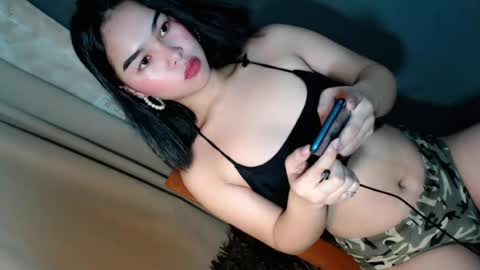 yourlove_dannica online show from April 18, 2026, 10:19 am