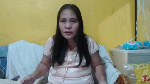 Snapshot of yourlove_regine chatting on January 13, 2025, 11:19 am Regine online show from January 13, 2025, 11:19 am