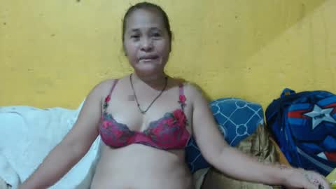 Snapshot of yourlove_regine chatting on January 22, 2025, 11:12 am Regine online show from January 22, 2025, 11:12 am