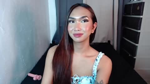 yourlovebella88 online show from March 6, 2025, 9:09 pm