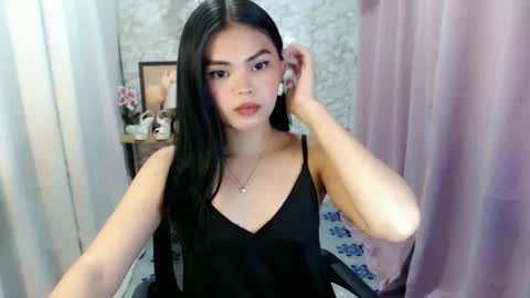 your lovely Dina online show from January 7, 2026, 1:46 pm