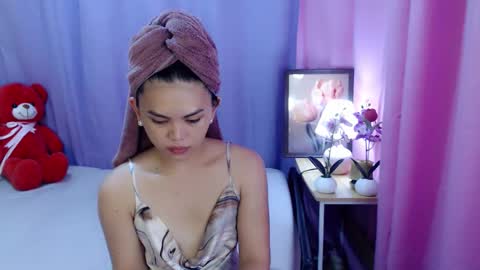 Snapshot of yourlovelytranspinay chatting on May 11, 2026, 1:44 am your lovely Dina online show from May 11, 2026, 1:44 am