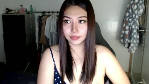 Snapshot of yourlovetifannyx chatting on February 12, 2025, 8:16 am tifanny online show from February 12, 2025, 8:16 am