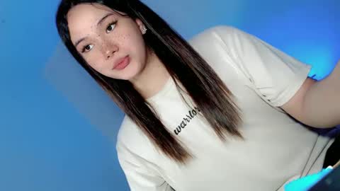 Snapshot of yourlovingpearl chatting on February 5, 2025, 8:43 am PEARL online show from February 5, 2025, 8:43 am