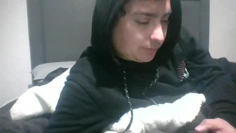 Snapshot of yourmen92 chatting on November 4, 2025, 4:00 am daniel online show from November 4, 2025, 4:00 am