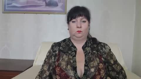 lANA online show from October 18, 2025, 12:28 pm