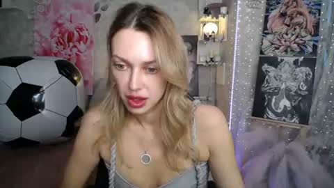 Snapshot of yournickyadamidi chatting on June 30, 2026, 4:41 pm Nicky online show from June 30, 2026, 4:41 pm
