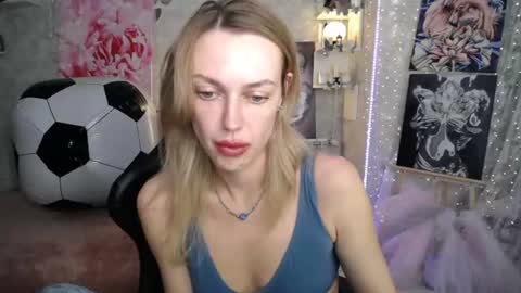 Snapshot of yournickyadamidi chatting on July 1, 2026, 11:48 pm Nicky online show from July 1, 2026, 11:48 pm