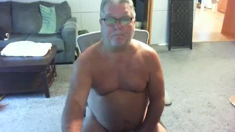 Snapshot of yourpoppi55 chatting on July 4, 2026, 12:22 pm yourpoppi55 online show from July 4, 2026, 12:22 pm