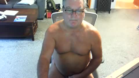 Snapshot of yourpoppi55 chatting on August 7, 2026, 11:23 am yourpoppi55 online show from August 7, 2026, 11:23 am