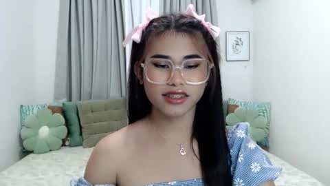 yourprettyblythe_ts online show from January 15, 2026, 7:46 am