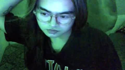 Snapshot of yourprincessthea chatting on May 5, 2026, 1:46 am yourprincessthea online show from May 5, 2026, 1:46 am