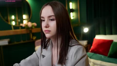 yours fetish mary online show from April 6, 2026, 4:10 am