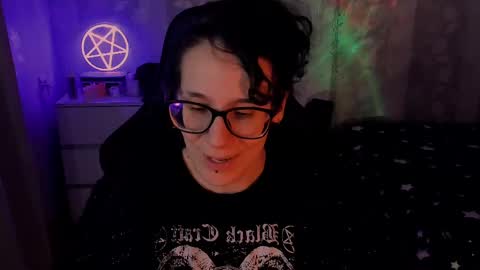 Snapshot of yourscosmic chatting on March 12, 2025, 9:45 pm Yours Cosmic online show from March 12, 2025, 9:45 pm