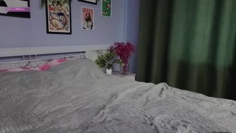 Snapshot of yoursecretplessure chatting on November 23, 2025, 4:12 am yoursecretplessure online show from November 23, 2025, 4:12 am