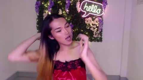 Snapshot of yoursexservice chatting on December 5, 2024, 10:23 am online show from December 5, 2024, 10:23 am