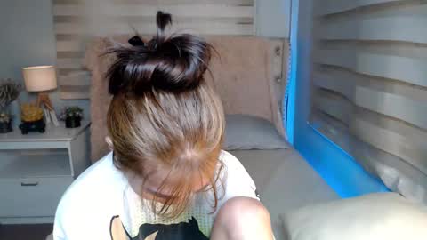 Snapshot of yoursexservice chatting on October 16, 2025, 11:28 pm online show from October 16, 2025, 11:28 pm