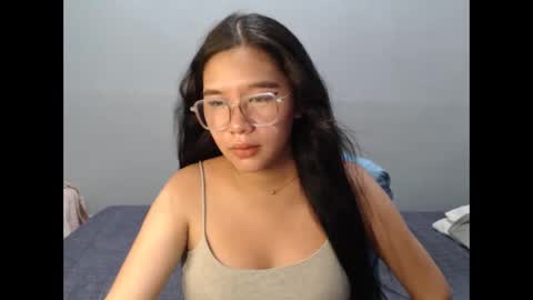 yoursexy_reb online show from January 8, 2026, 2:19 pm