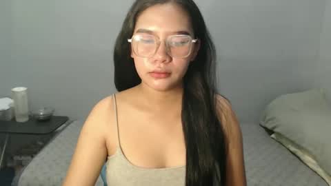 yoursexy_reb online show from January 17, 2026, 2:05 am