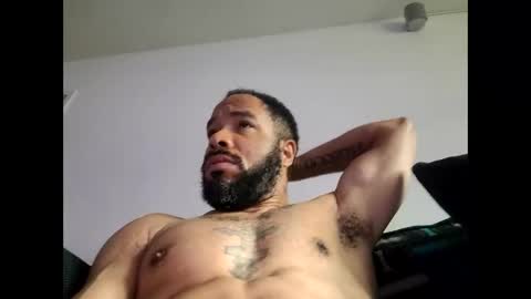 Snapshot of yoursexydaddy79 chatting on November 3, 2025, 3:24 pm mother fucker online show from November 3, 2025, 3:24 pm