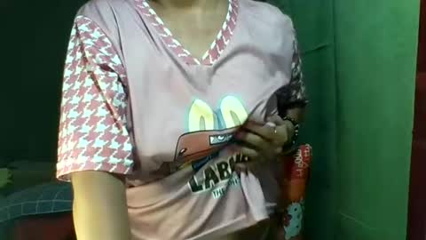 im MAY online show from December 18, 2024, 3:26 am