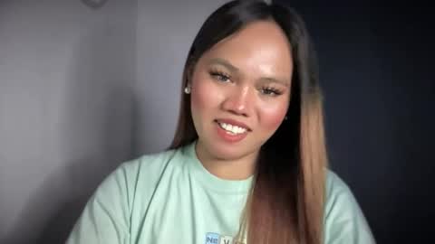 yourspecialgirl_rhea online show from December 17, 2025, 1:00 am