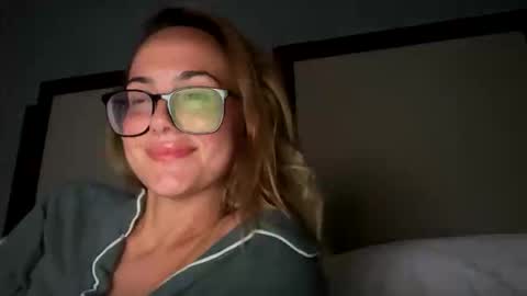 yoursweetgrace online show from April 26, 2026, 10:57 am