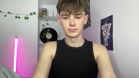 Snapshot of yoursweetyguy chatting on March 30, 2026, 4:41 pm yoursweetyguy online show from March 30, 2026, 4:41 pm