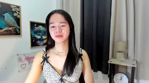 Snapshot of yourtinybunny chatting on July 1, 2026, 11:01 am yourtinybunny online show from July 1, 2026, 11:01 am