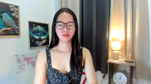 Snapshot of yourtinybunny chatting on July 11, 2026, 10:40 am yourtinybunny online show from July 11, 2026, 10:40 am