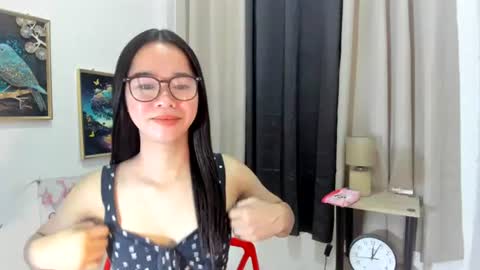 Snapshot of yourtinybunny chatting on July 14, 2026, 10:21 am yourtinybunny online show from July 14, 2026, 10:21 am