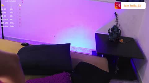 Snapshot of yourtoybella chatting on January 3, 2025, 10:40 pm Bella- Independert Model online show from January 3, 2025, 10:40 pm