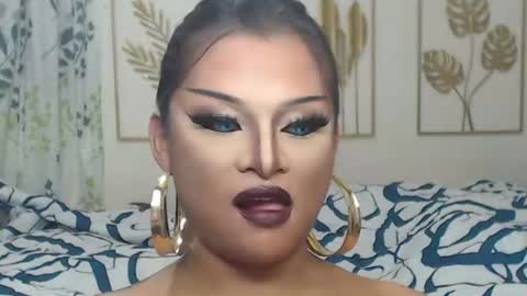 Snapshot of yourtrannyqueenxxx chatting on July 16, 2026, 10:43 am Anastacia Grey online show from July 16, 2026, 10:43 am