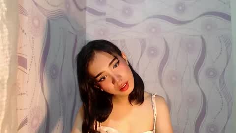 yourwife_material99 online show from March 13, 2026, 9:05 am