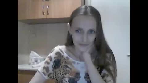 Snapshot of youur_light chatting on May 2, 2026, 6:46 pm Youur light online show from May 2, 2026, 6:46 pm