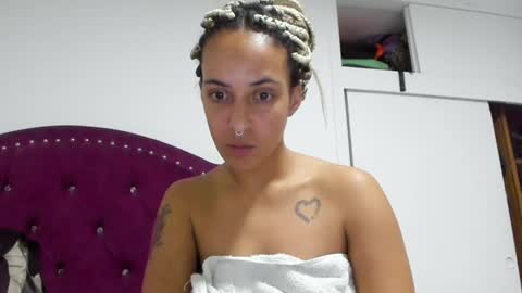 elizabeth  ju   online show from December 30, 2024, 3:03 am