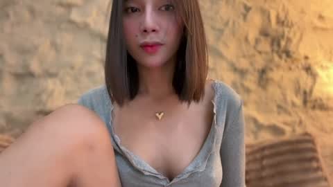 YowgineTheGreat online show from April 1, 2026, 7:42 am