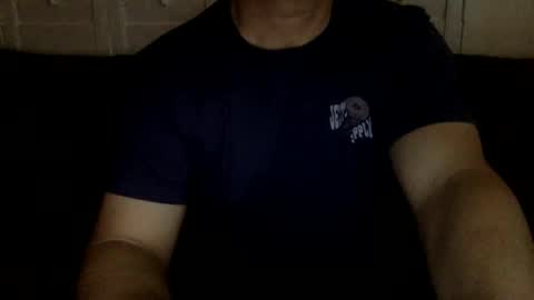 yque online show from September 21, 2025, 2:29 pm