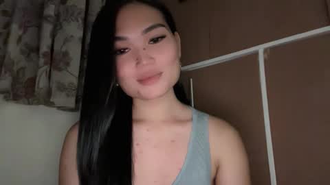 Snapshot of yrdrmgrl_jennie26 chatting on November 27, 2025, 10:39 am yrdrmgrl_jennie26 online show from November 27, 2025, 10:39 am