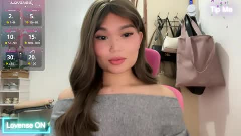 Snapshot of yrdrmgrl_jennie26 chatting on July 11, 2026, 7:49 pm yrdrmgrl_jennie26 online show from July 11, 2026, 7:49 pm