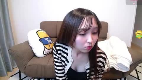 yui_x online show from May 28, 2026, 10:45 am