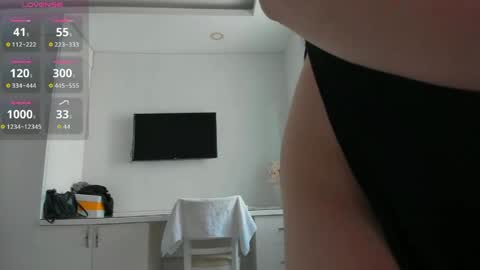 Snapshot of yuki_mii chatting on May 22, 2026, 7:15 am Yuki online show from May 22, 2026, 7:15 am